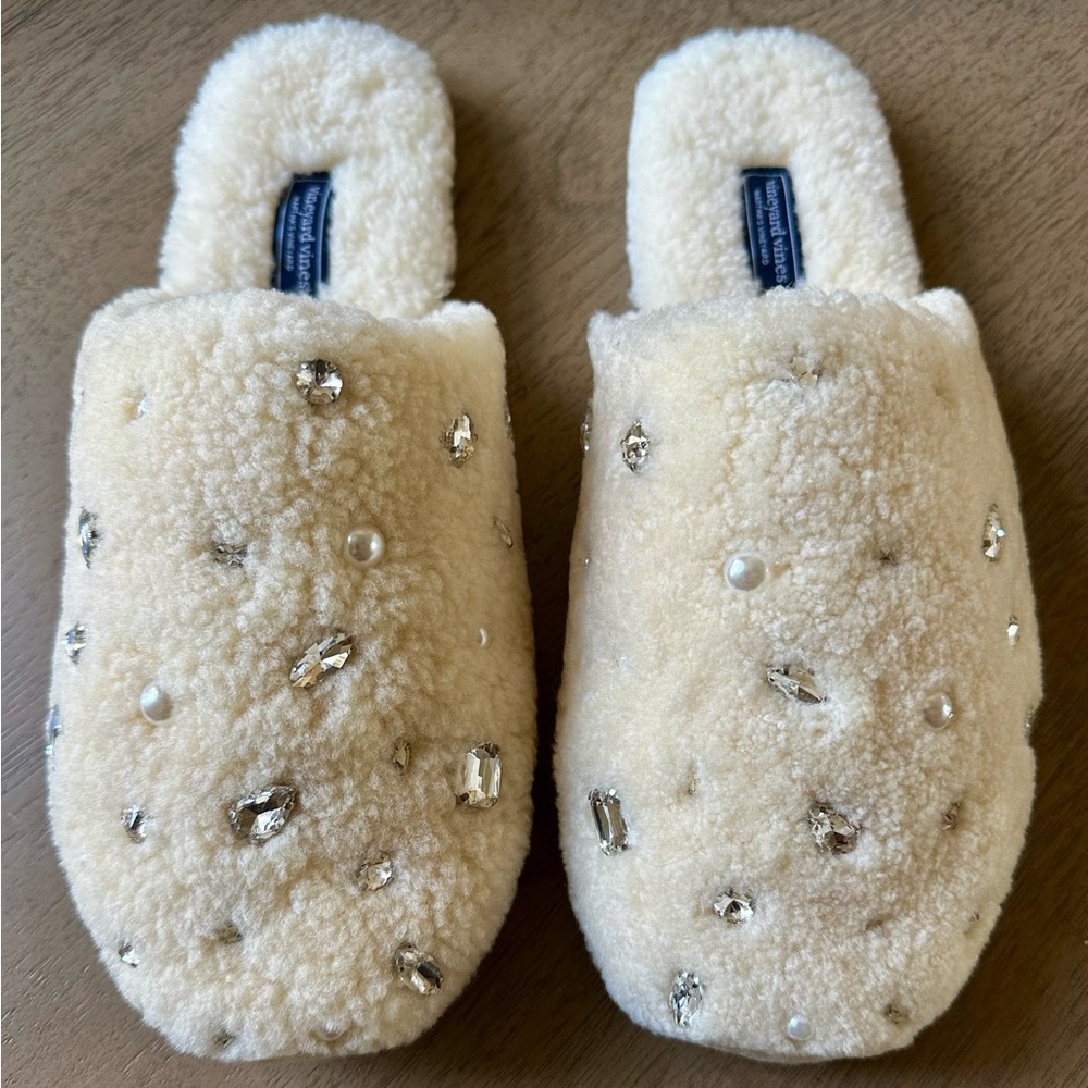 Vineyard Vines Cream Shearling Slip-On Slippers